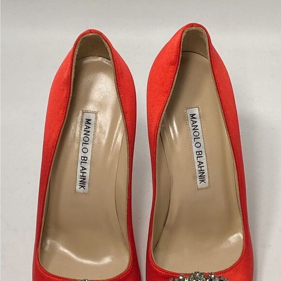Manolo Blahnik Hangisi 105MM Embellished Satin Pumps size 35.5 - Picture 5 of 15